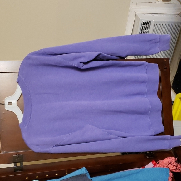 Sweatshirt - Picture 2 of 3